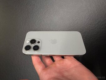 Iphone 15 pro 128GB šedý - 2