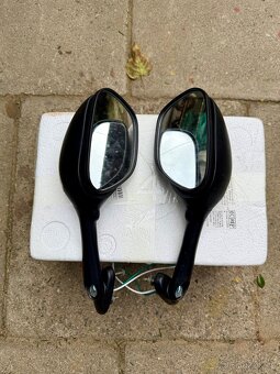 Zrcádka Suzuki GSXR - 2