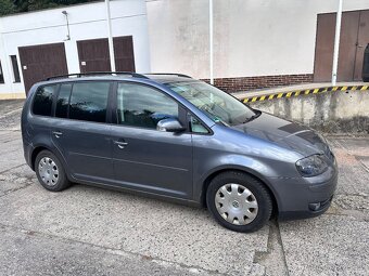 Touran 2.0 tdi dsg - 2