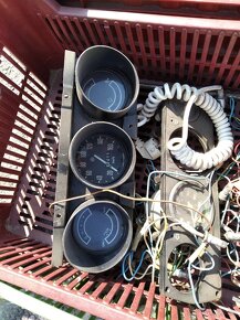 Budíky Fiat 125 š100 - 2