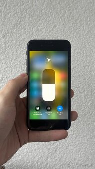 iPhone SE 2020 64gb - 2