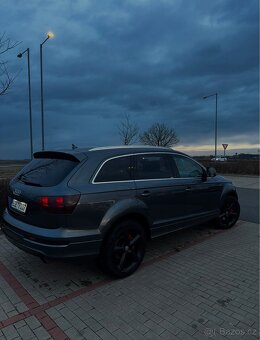 Audi Q7 4L Quattro - 2