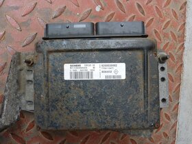 Náhradní díly Renault - 2