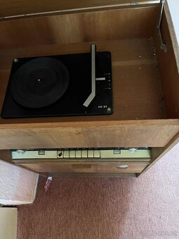 Rádio Resprom A-104 - 2
