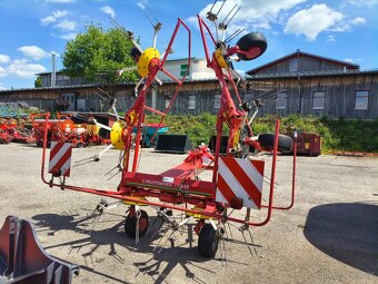 LUXUSNÍ STAV OBRACEČ SENA PÖTINGER 6,9 m - 2