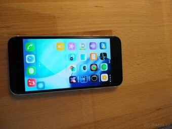 Prodám Iphone SE 2020 128 GB - 2