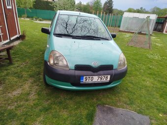 Yaris - 2