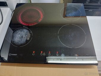 Indesit - 2