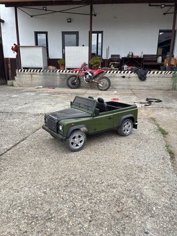 Dětské autíčko landrover defendr - 2