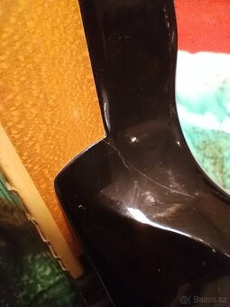Kytara Shark - 2