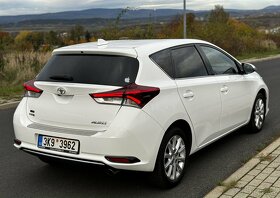 Toyota Auris 2016 - 2