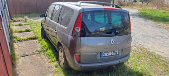 Renault Grand Espace IV 2.2DCi - 2