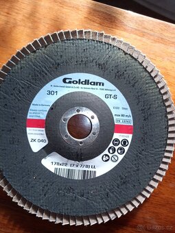 Prodám lamelové brusné kotouče 178x22 mm. - 2