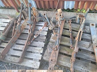 Zetor 7211. 7711. 7745. Komplet ramena - 2