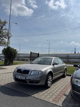 Superb 1.9 2008 - 2
