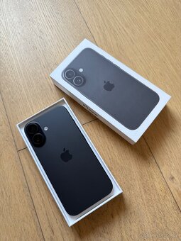 Apple iPhone 16 128GB černý - 2