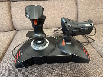 Joystick Thrustmaster T-FLIGHT HOTAS X - 2