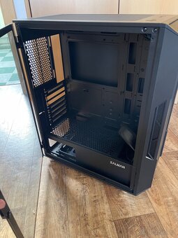 Pc skříň zalman - 2