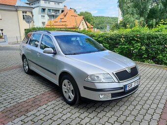 Škoda Octavia Combi 1,9TDI 77KW Elegance - 2