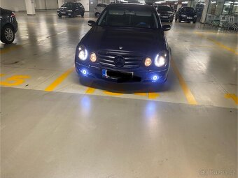 Mercedes W211 - 2