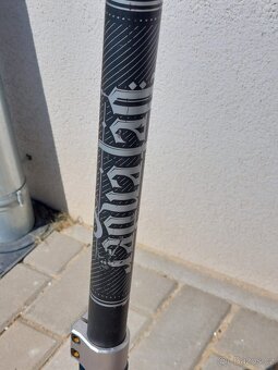 Freestyle koloběžka ADDICT Defender 3.0 BLACK-SILV - 2