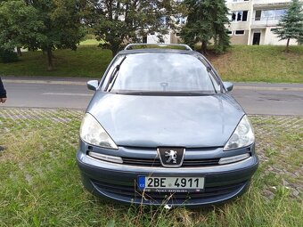 Peugeot 807 - 2
