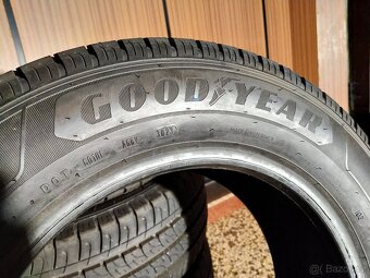 Letní pneu Goodyear Efficient Grip 215/65 R16 C, DOT 3023 - 2