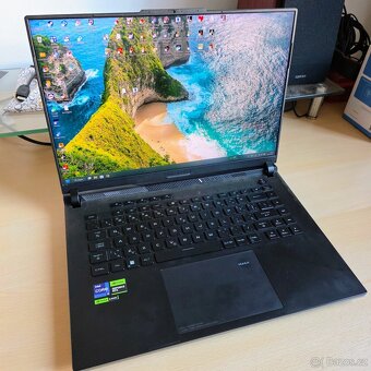 ASUS ROG SCAR 16 RTX 4080 | QHD+ 240Hz Mini LED | TOP Stav - 2