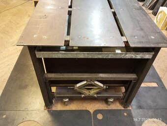 Svářecí stůl / pracovní stůl - 2