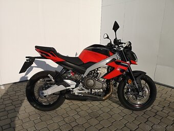 Aprilia Tuono 457, r.v.8/2025,1.majitel. nové v ČR, 2.403 km - 2