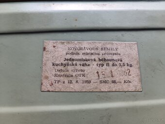 Historická váha 2x - 2