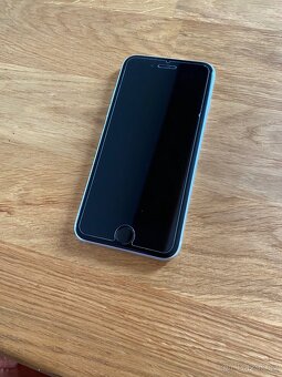 Iphone SE 2020 128 GB White Top Stav - 2