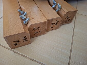 Jídelní stůl buk - 2