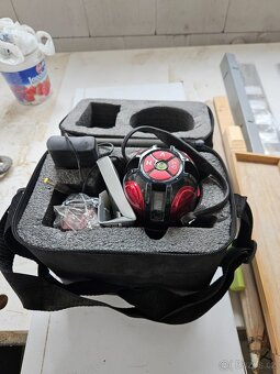 Samonivelacni laser Deko 4V1H červený - 2