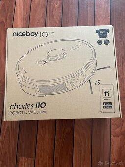 Robotický Vysavač Niceboy ION Charles i10 Black - 2
