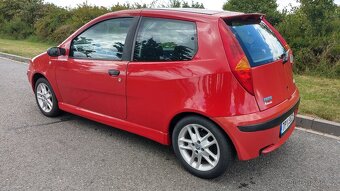 Fiat Punto Sporting 1.2 16V (80 PS) - 2