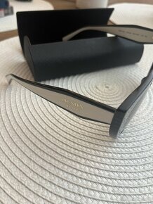 Sluneční brýle PRADA - 2