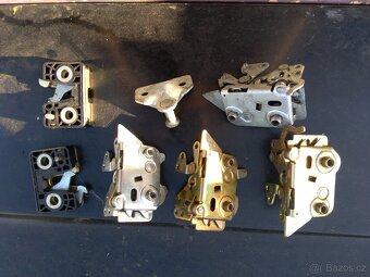 Zámky Škoda Favorit - 2