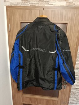 Bunda na motorku - 2