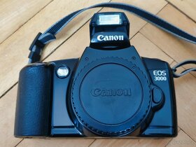 Canon EOS 3000 - 2