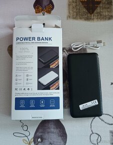 Powerbanka R2 UK-175 20 000mAh 10W - 2