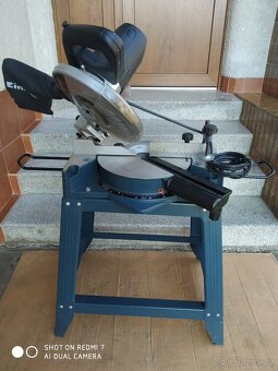 Prodám VELKOU pokosovou pilu s posuvem Einhell KGSZ 300 UG . - 2