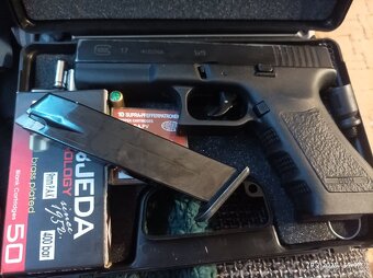 Glock 17 - 2