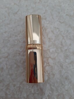 L'Oréal Paris Color Riche – hydratační rtěnka - 2