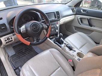 Subaru 2.5 127kw LPG plná výbava 2009 - 2