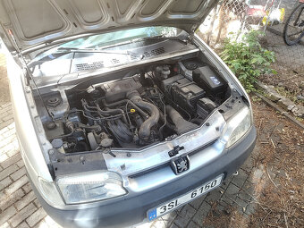 Peugeot Partner 1.8 1999 - na opravu nebo ND - 2