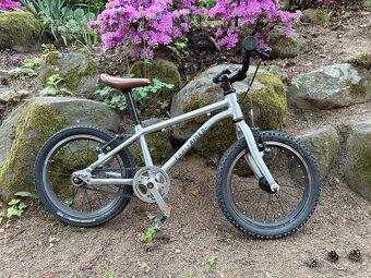 Prodám superlehké dětské kolo Early Rider Belter 16" - 2