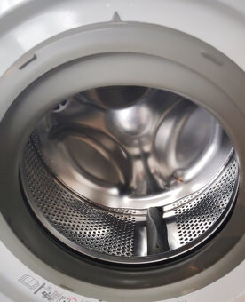 Vestavná pračka Electrolux 7kg / 1400 otáček, k zabudování - 2