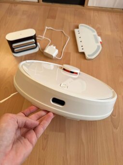 Robotický vysavač Xiaomi Mi Robot Vacuum Mop P - 2