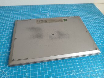 Maly Notebook Dell Inspiron Intel 4/256gb. - 2